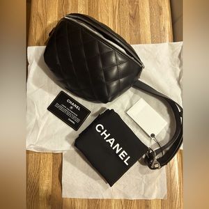 CHANEL Lambskin Quilted Waist Belt Bag Black